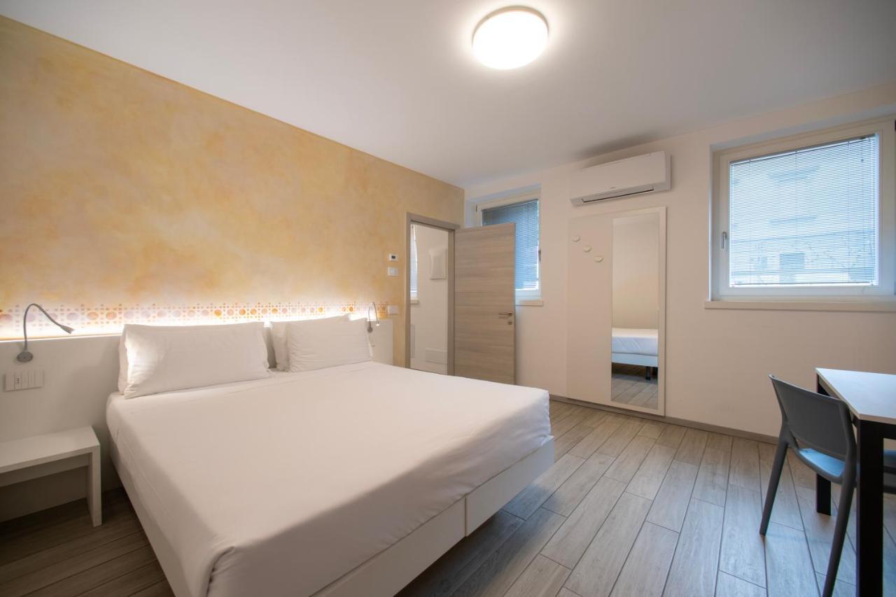 Cityu - Grazioli 27 Trento Centro Con Parcheggio Privato Gratuito ภายนอก รูปภาพ