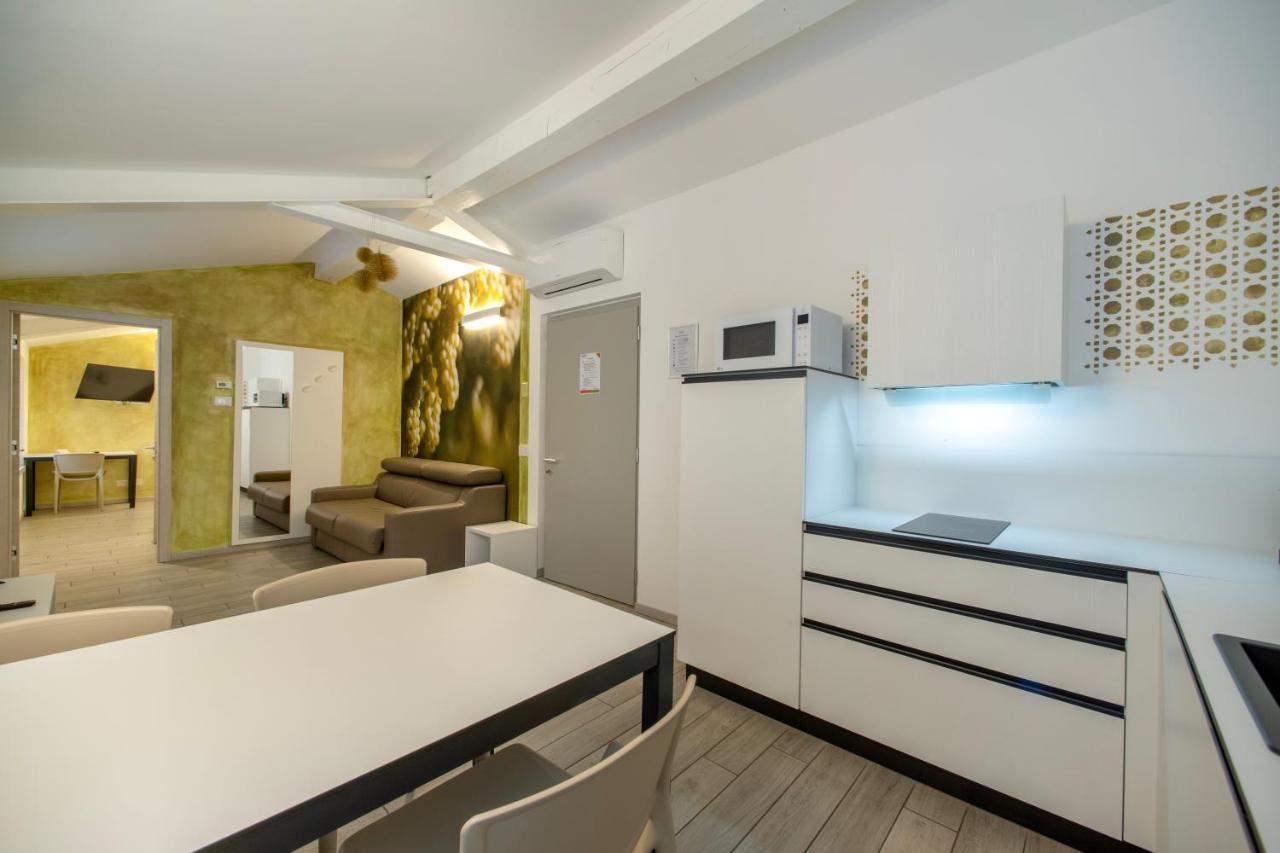 Cityu - Grazioli 27 Trento Centro Con Parcheggio Privato Gratuito ภายนอก รูปภาพ