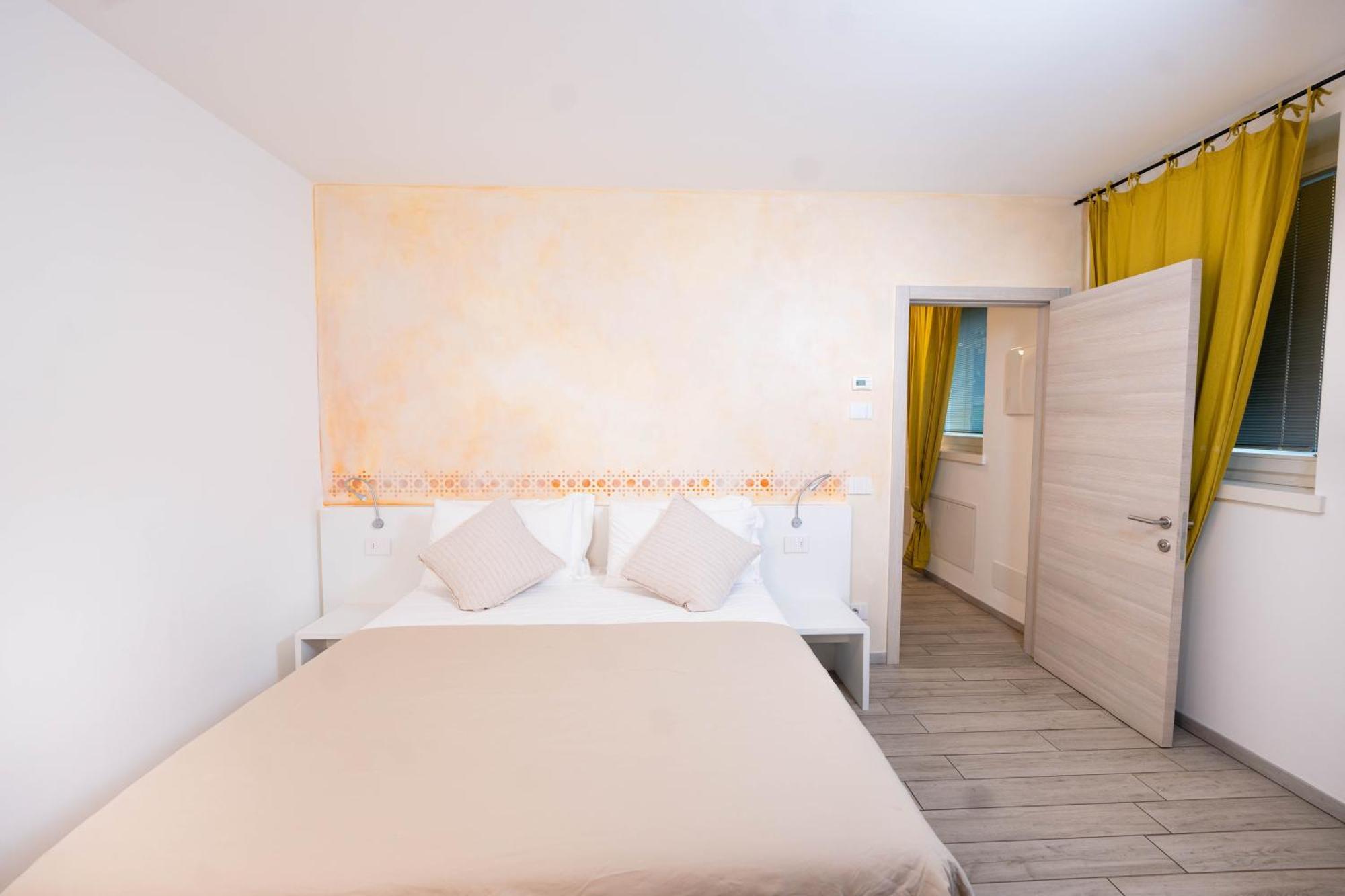 Cityu - Grazioli 27 Trento Centro Con Parcheggio Privato Gratuito ภายนอก รูปภาพ
